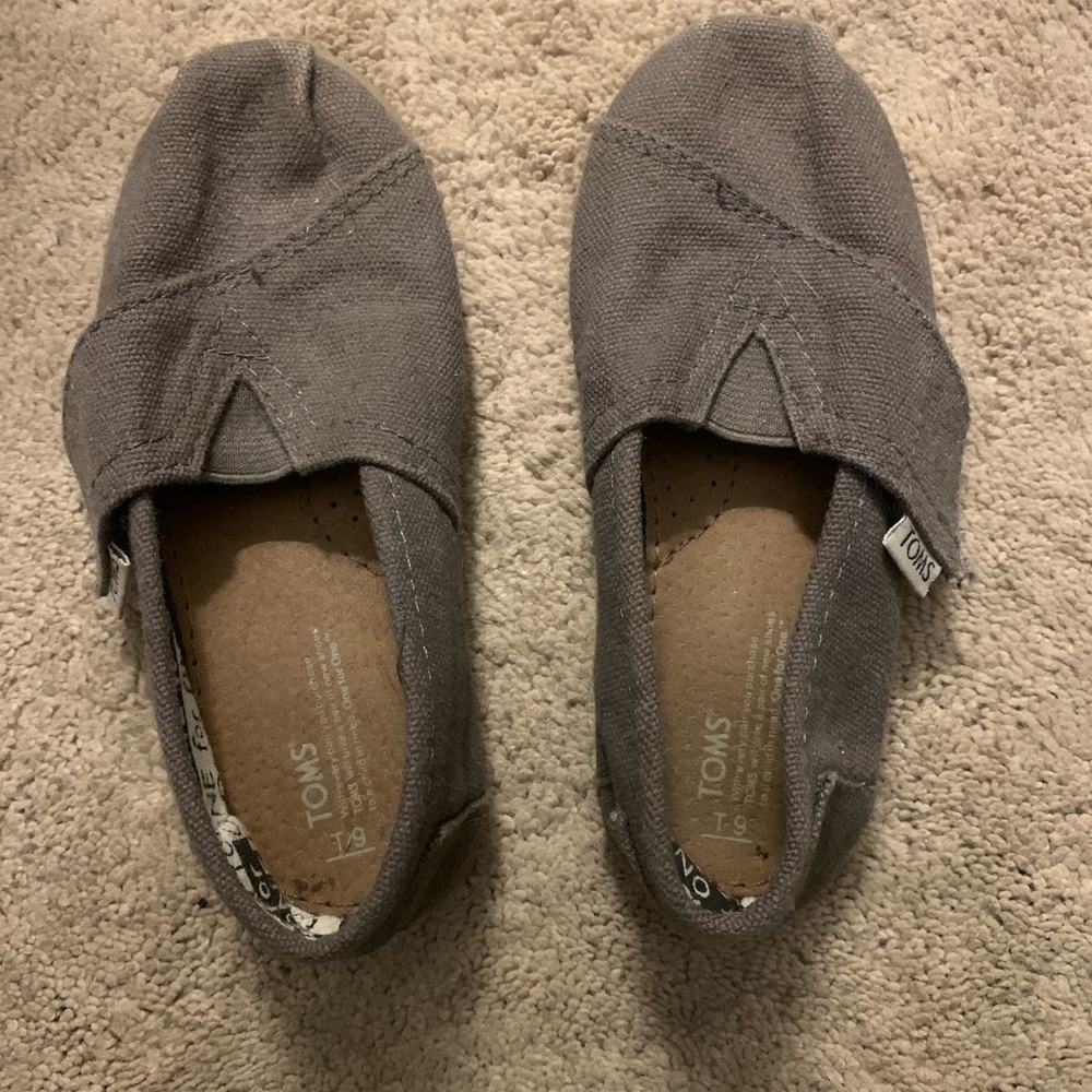 Toddler Toms. Grey with Velcro strap